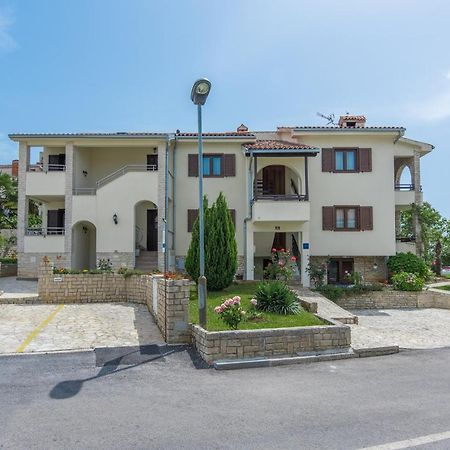 Apartmani Lorena Poreč Dış mekan fotoğraf